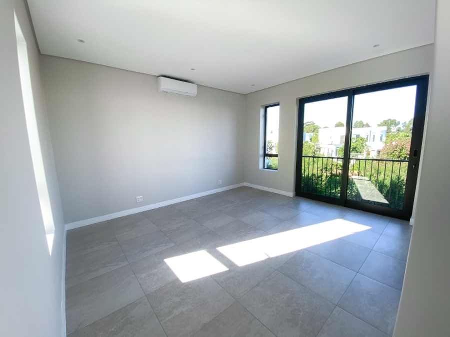 To Let 4 Bedroom Property for Rent in Croydon Gardens Estate Western Cape